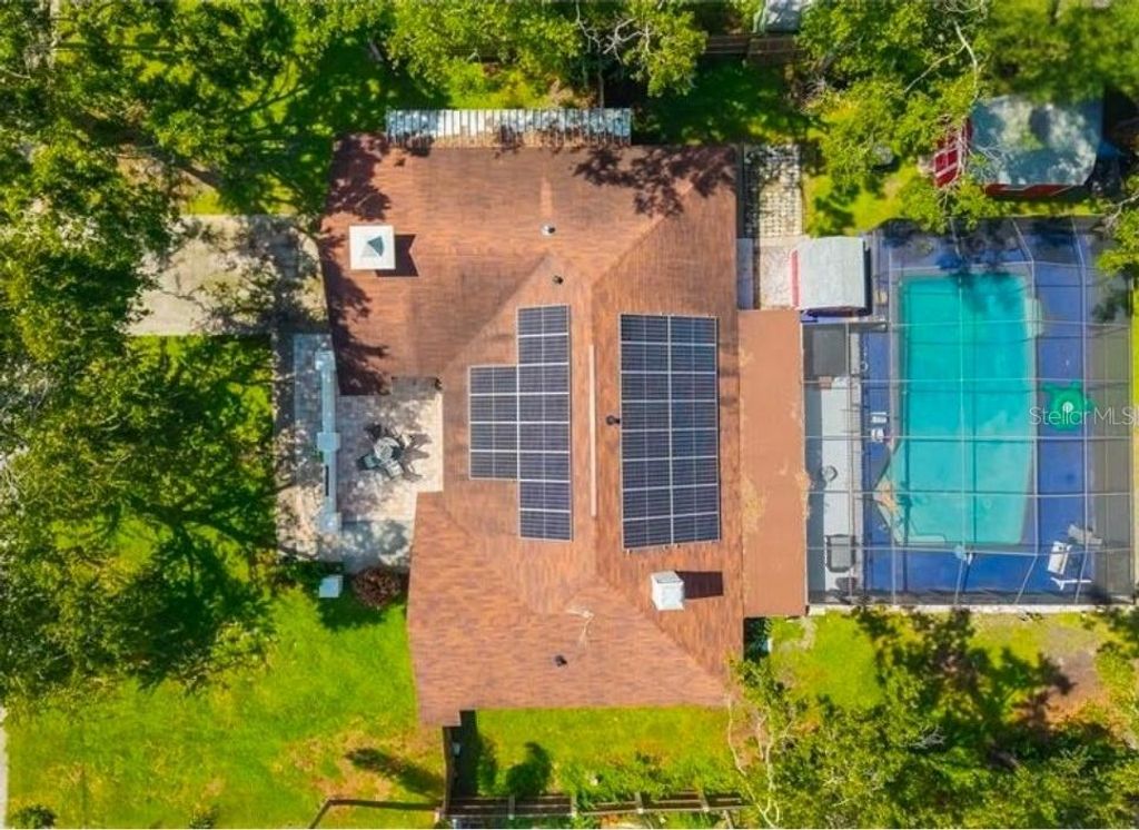 Photo of 4007 Hudson Lane, Tampa, FL 33618 (MLS # A4660508)