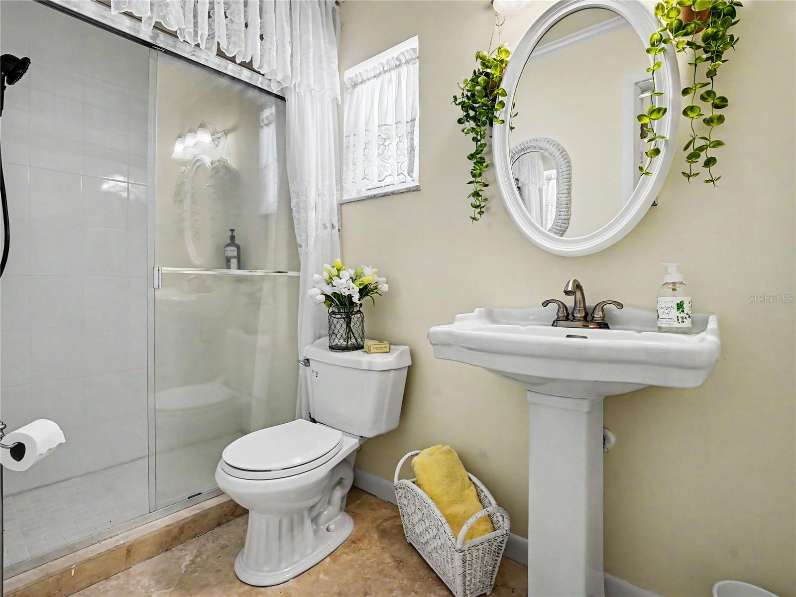 LAUREL SPRINGS - Residential