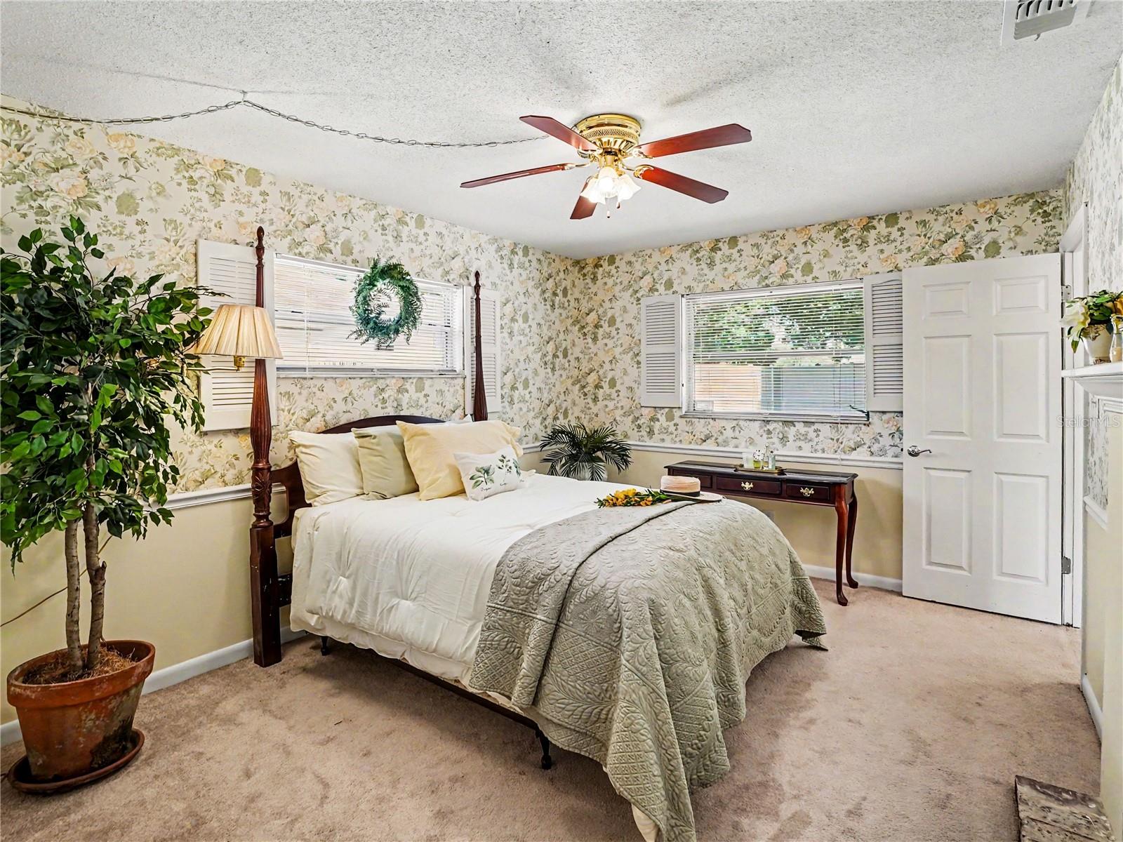 LAUREL SPRINGS - Residential