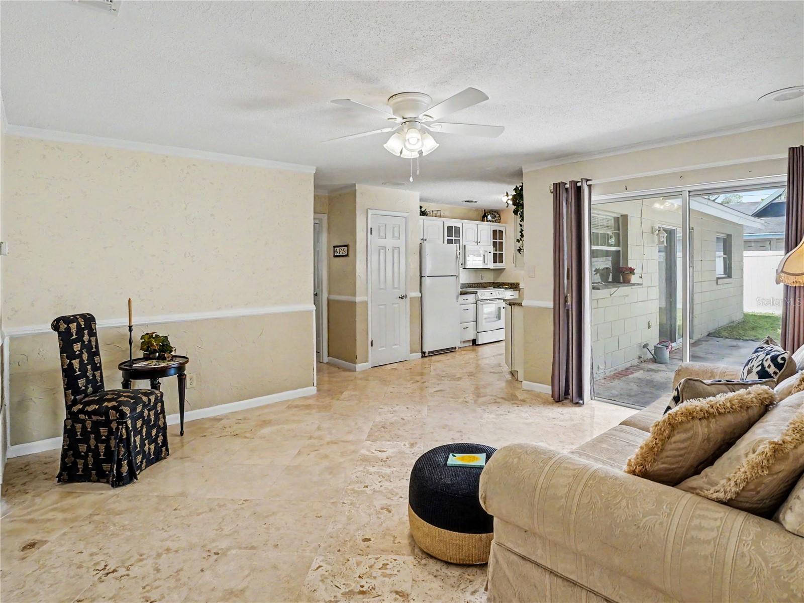 LAUREL SPRINGS - Residential