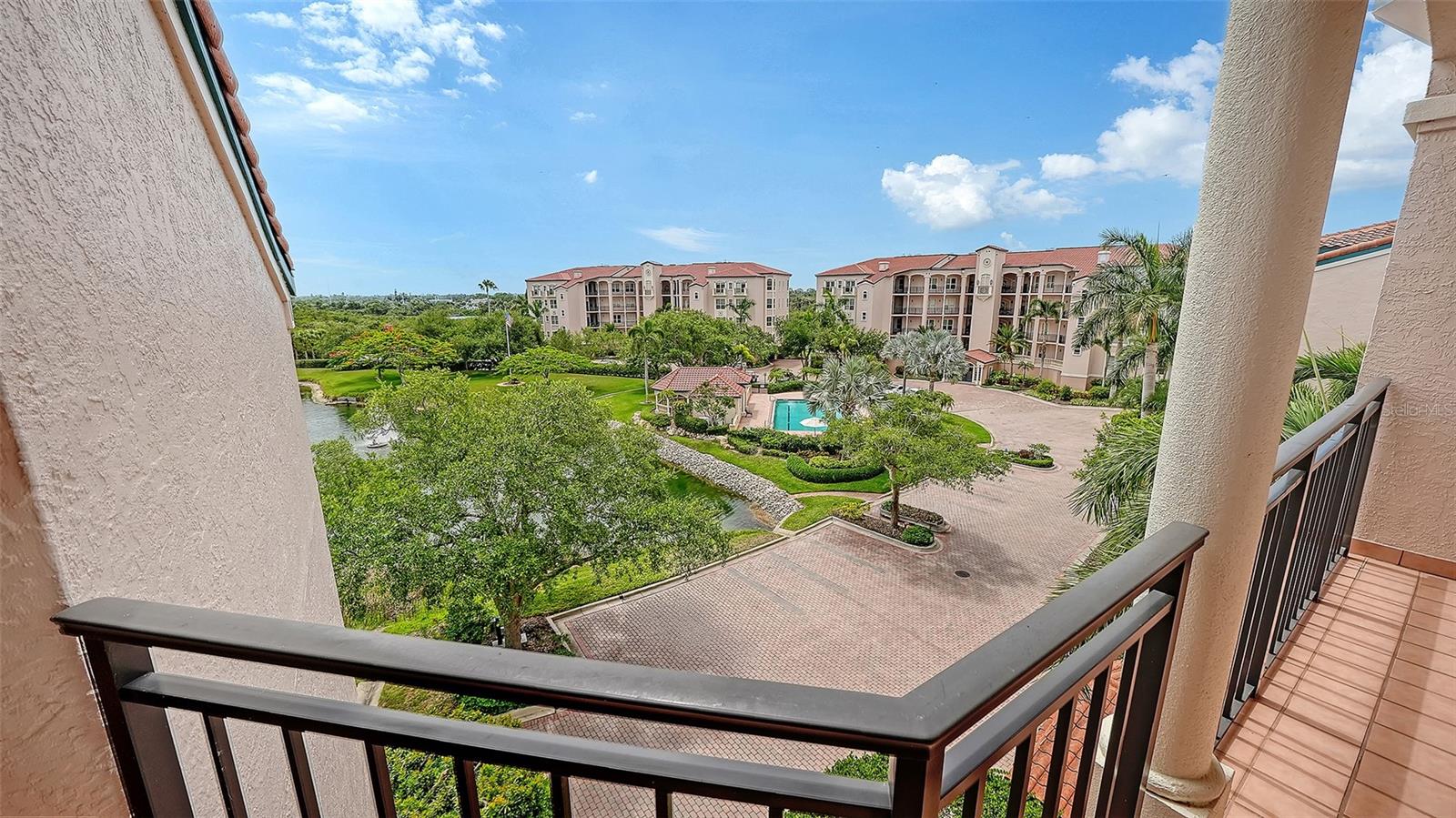 5420 EAGLES POINT CIRCLE 406