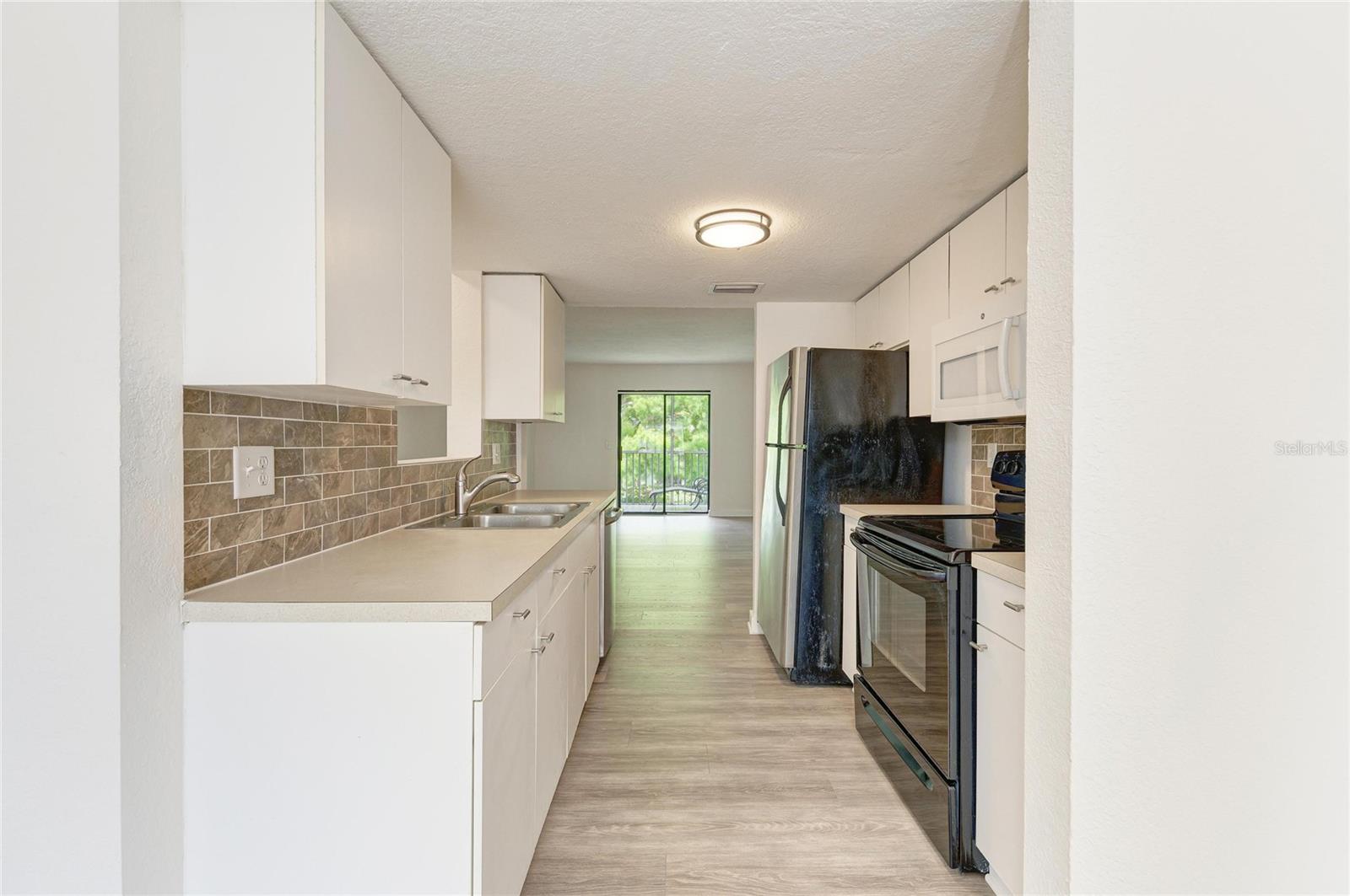 GARDEN WALK PH 1 - Residential