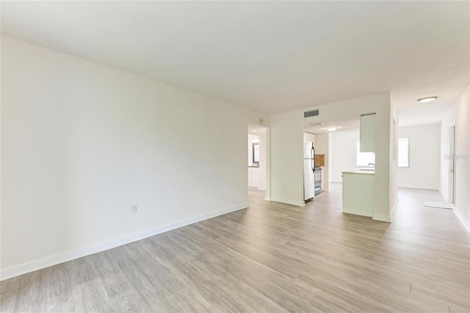 GARDEN WALK PH 1 - Residential