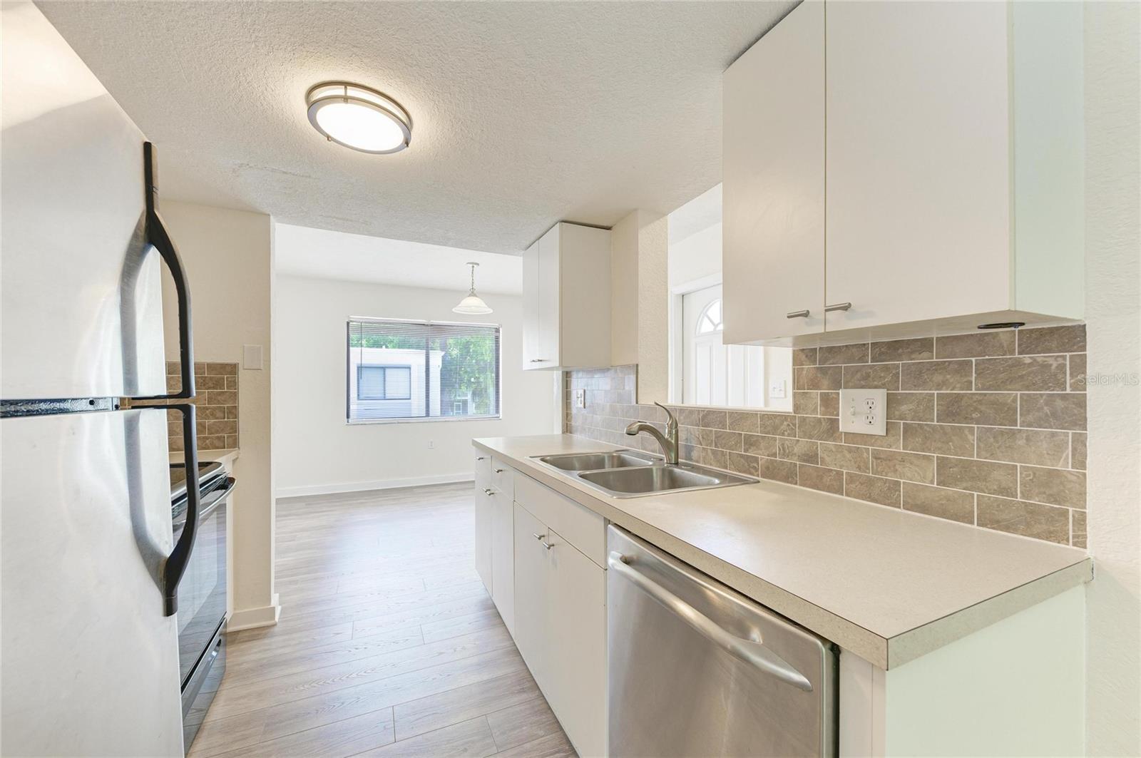 GARDEN WALK PH 1 - Residential
