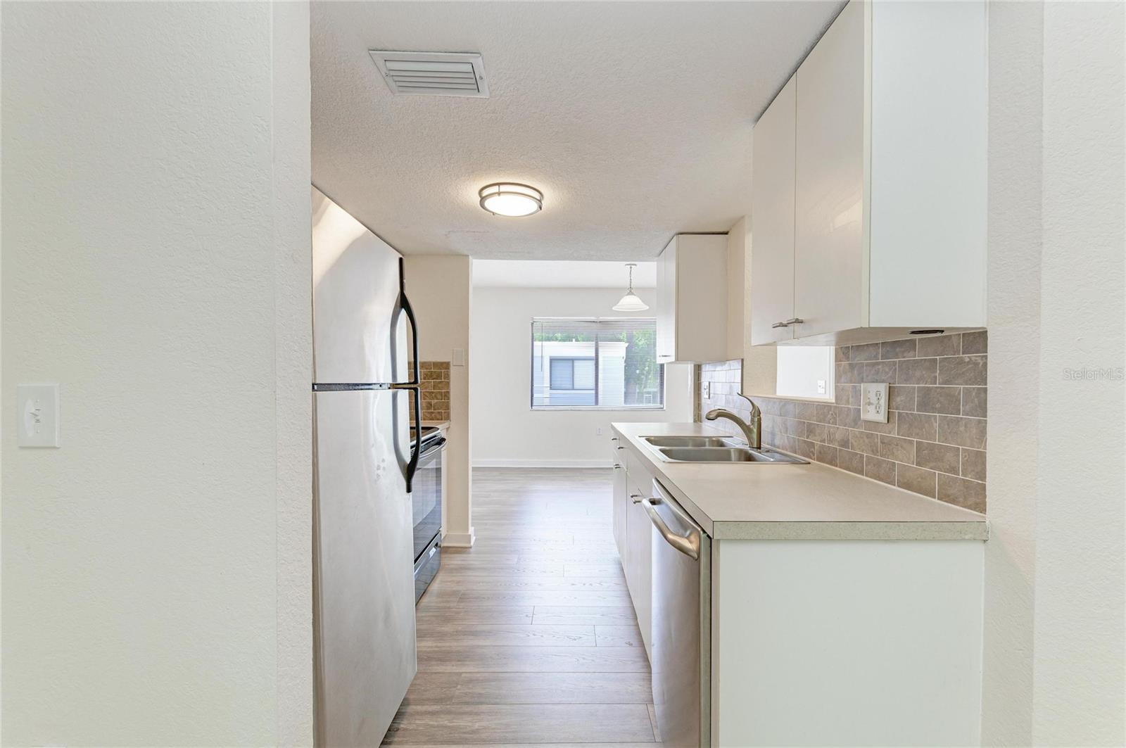 GARDEN WALK PH 1 - Residential