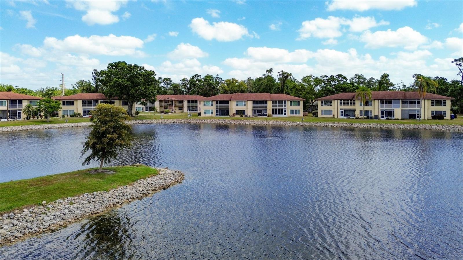 LAKE TIPPECANOE - Residential