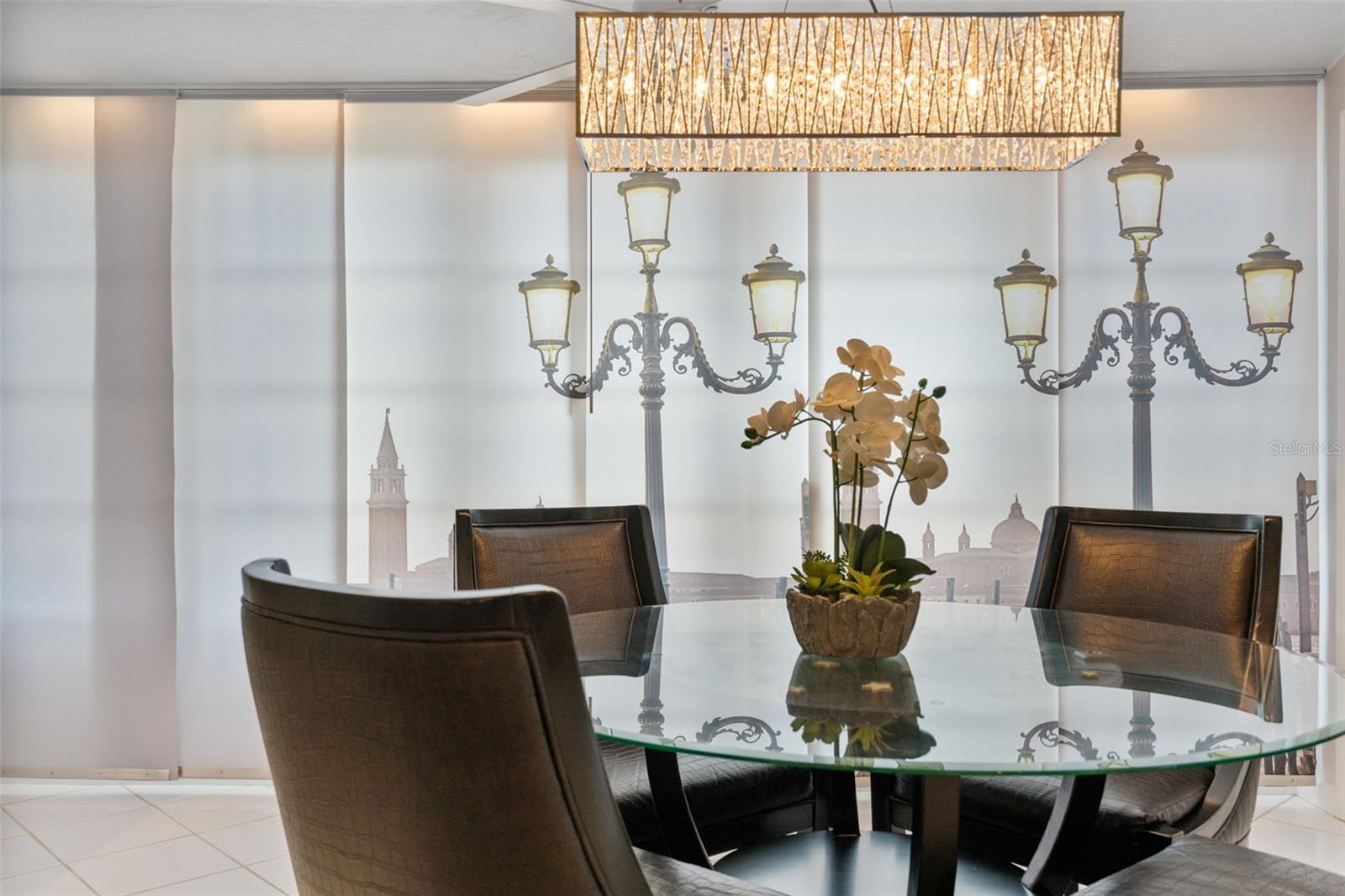 LAKE TIPPECANOE - Residential