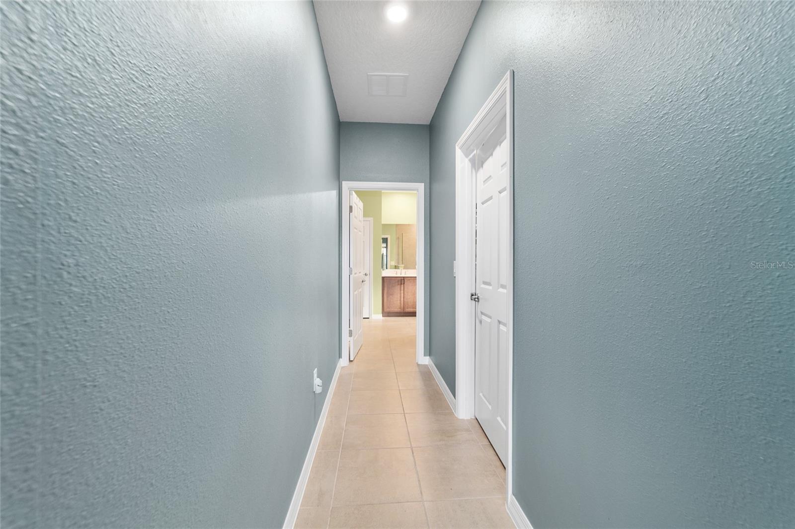 ON TOP OF THE WORLD - Residential