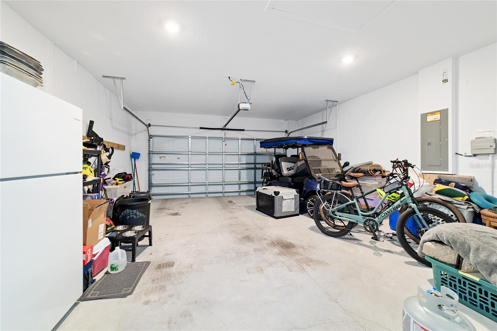 ON TOP OF THE WORLD - Residential