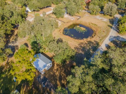 Photo of 11629 NE 145th Place, Fort Mccoy, FL 32134 (MLS # OM713998)