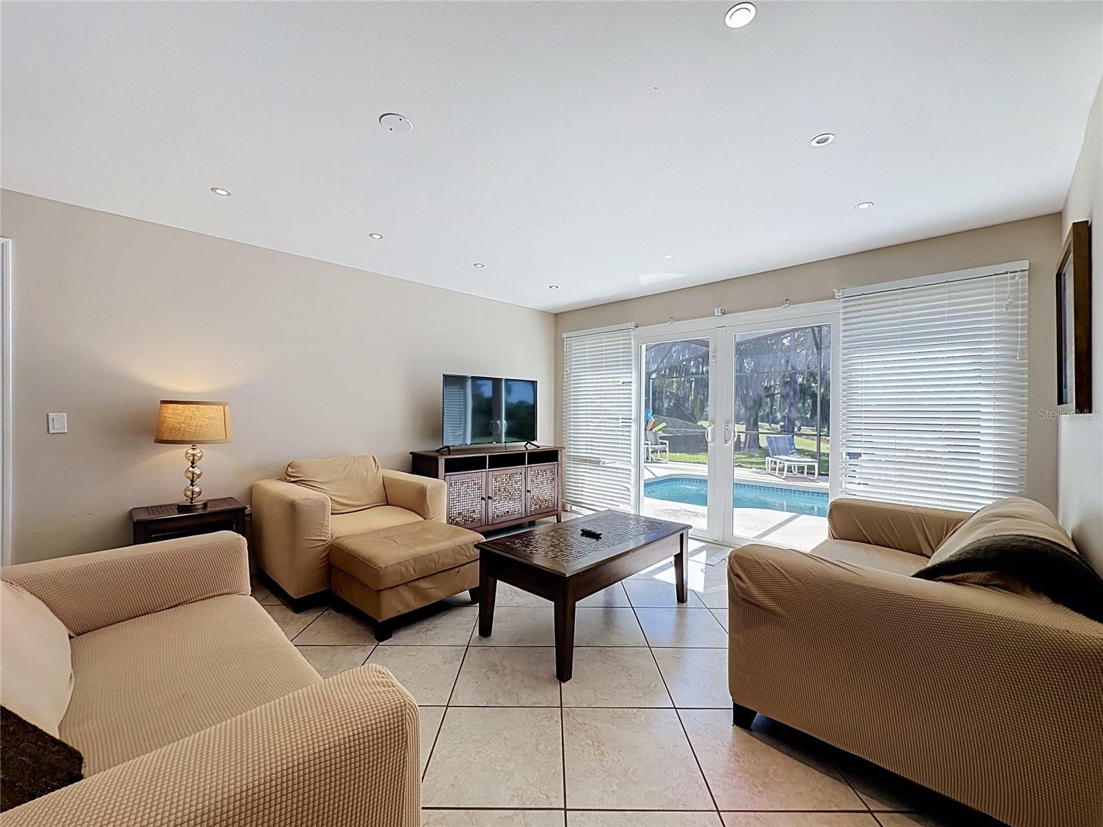 1654 DUNES COURT