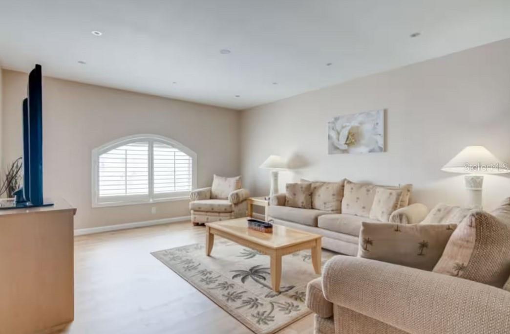 SOUTHERN DUNES ESTATES - Residential