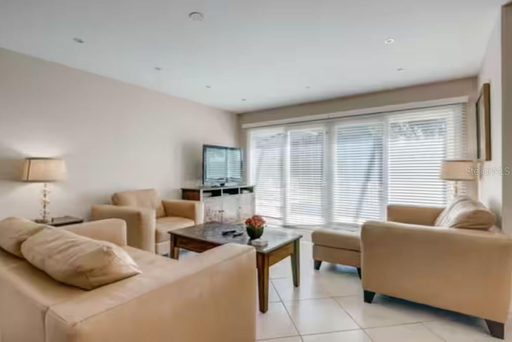 SOUTHERN DUNES ESTATES - Residential