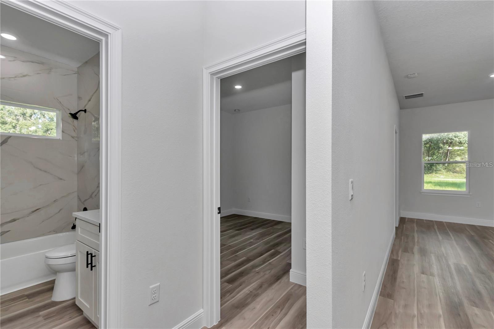 CITRUS SPGS UNIT 05 - Residential Lease