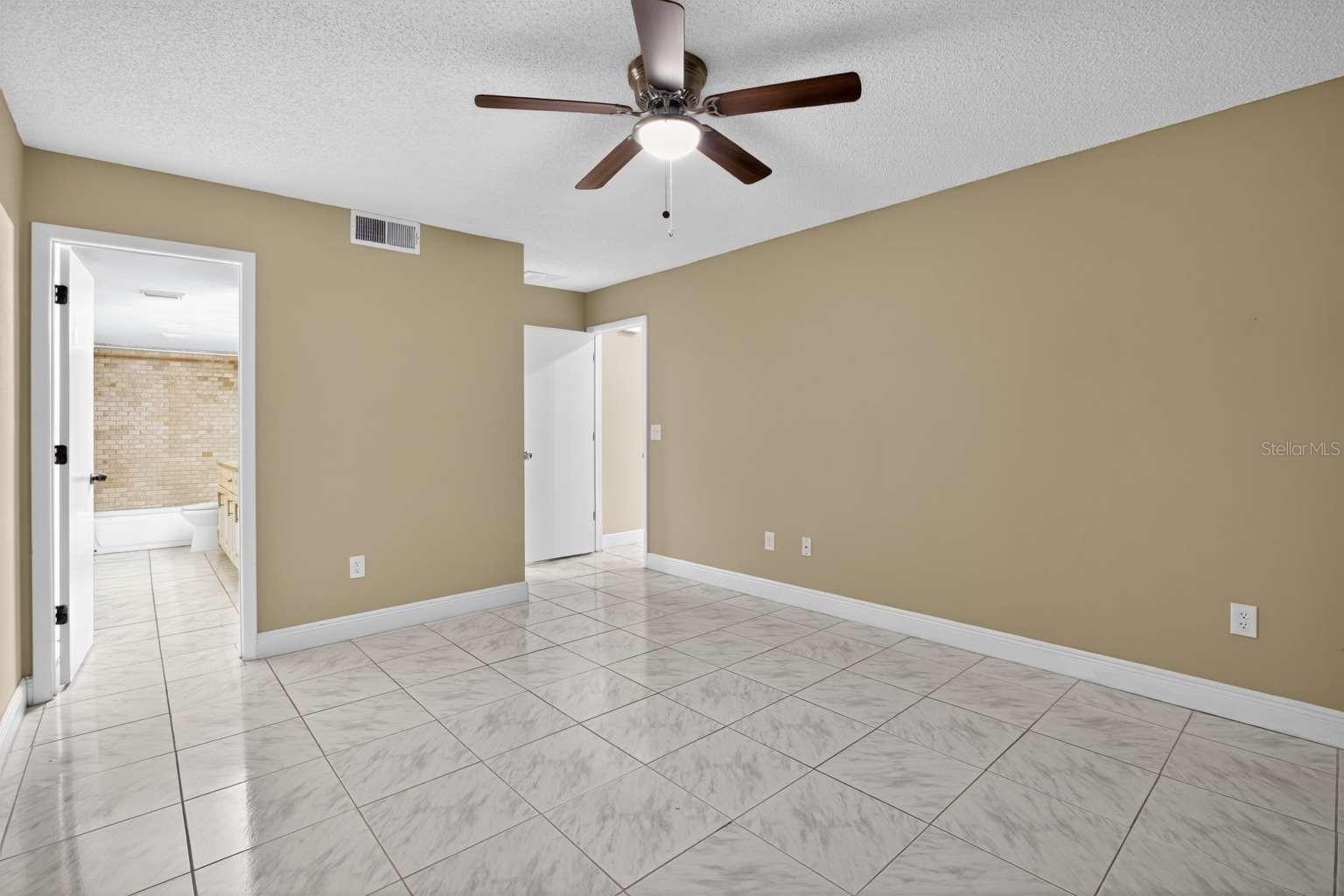 COUNTRYWAY PRCL B TR 4 - Residential
