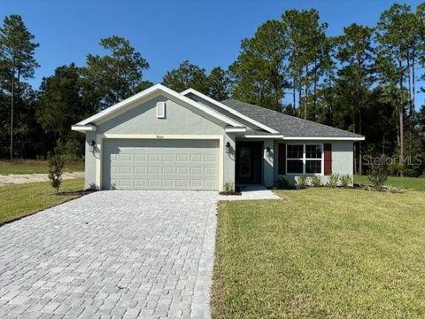 A home in DUNNELLON