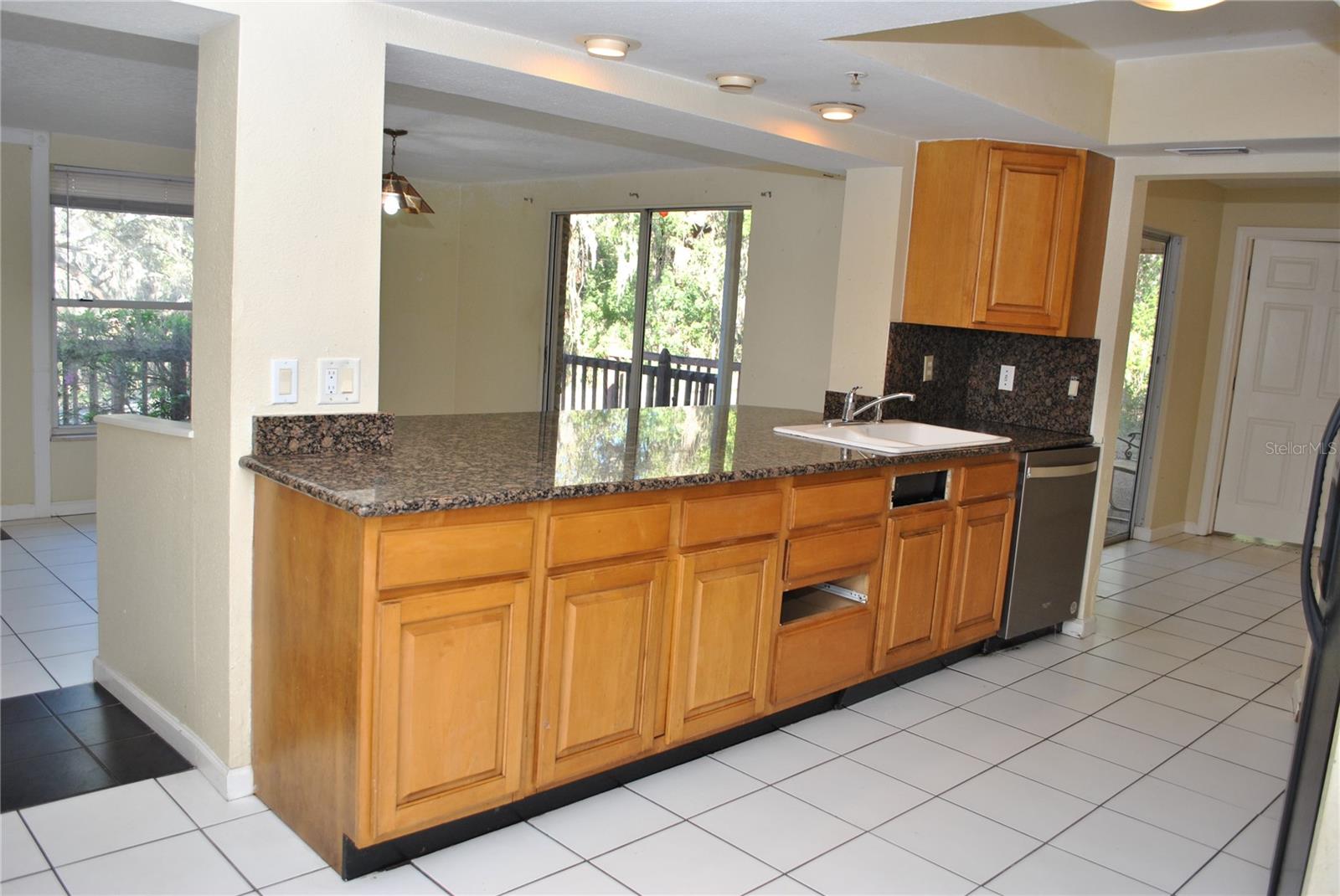 KEYSTONE ROAD - Residential