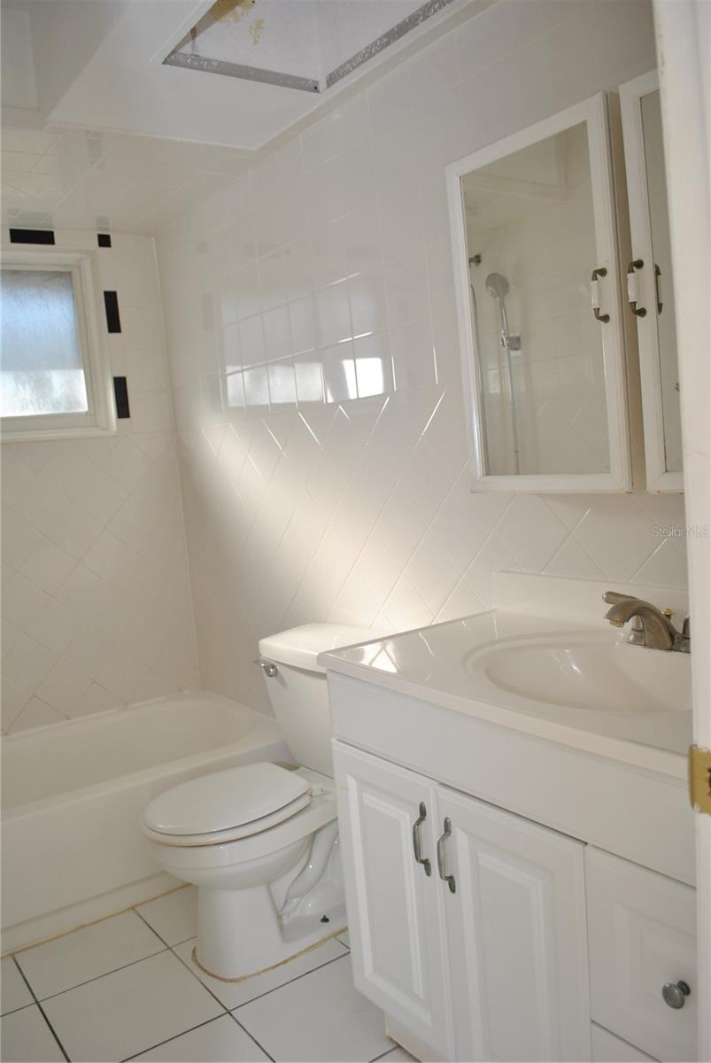 KEYSTONE ROAD - Residential