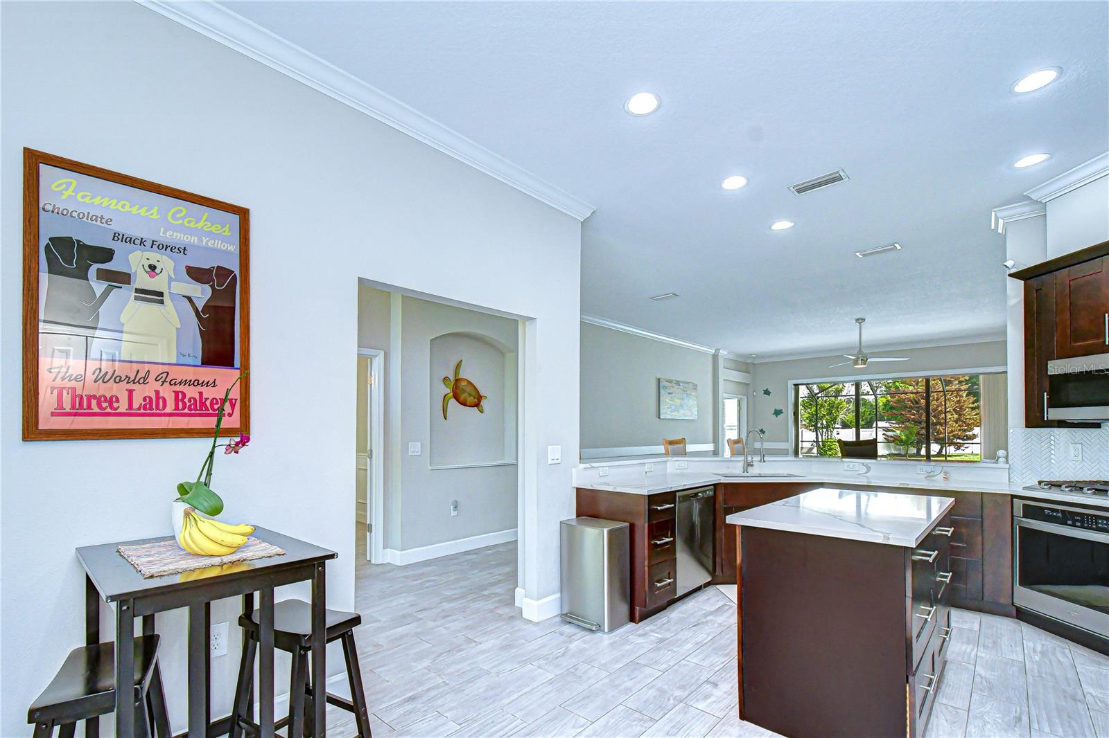 CREEKSIDE - Residential