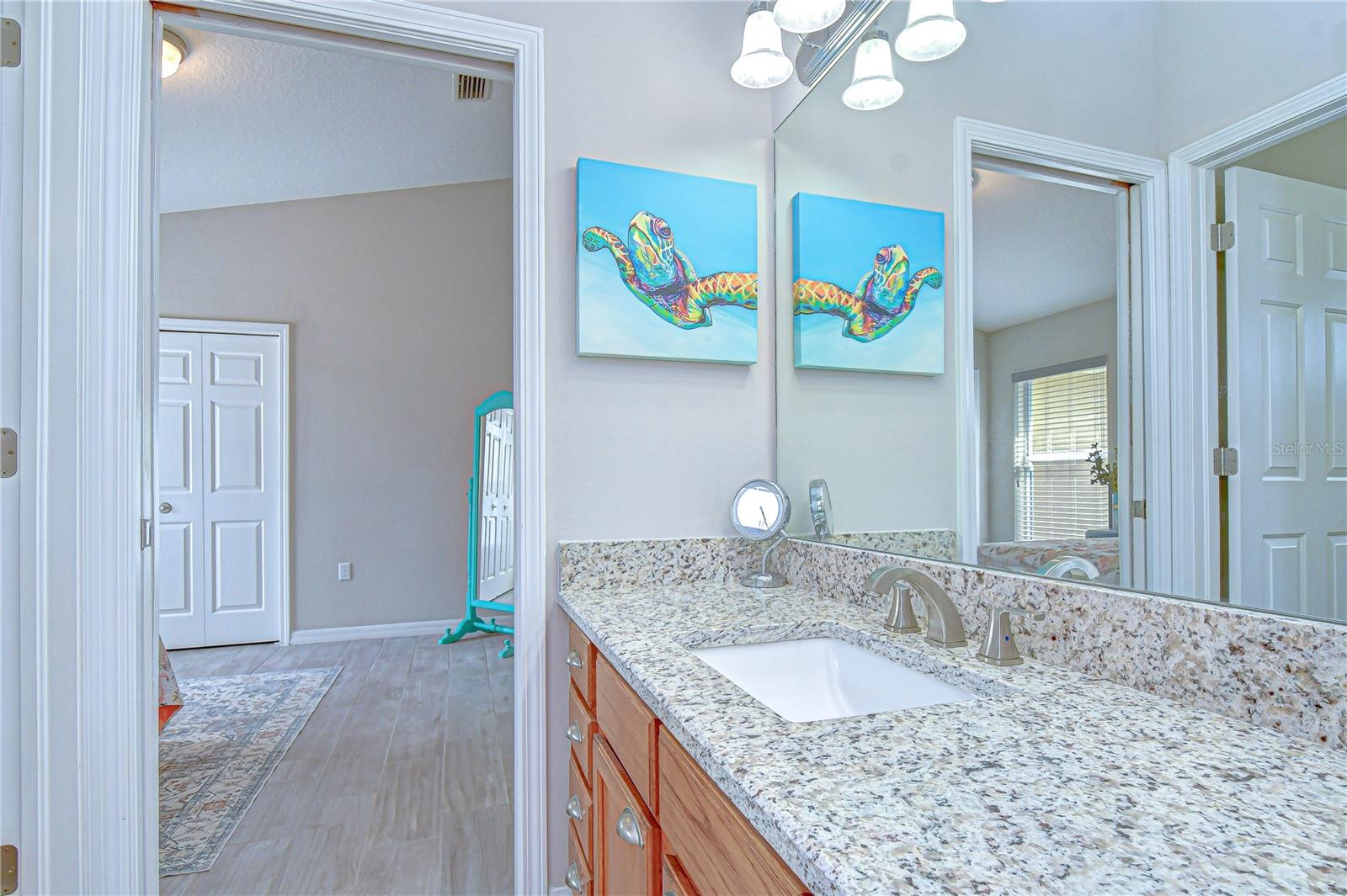 CREEKSIDE - Residential