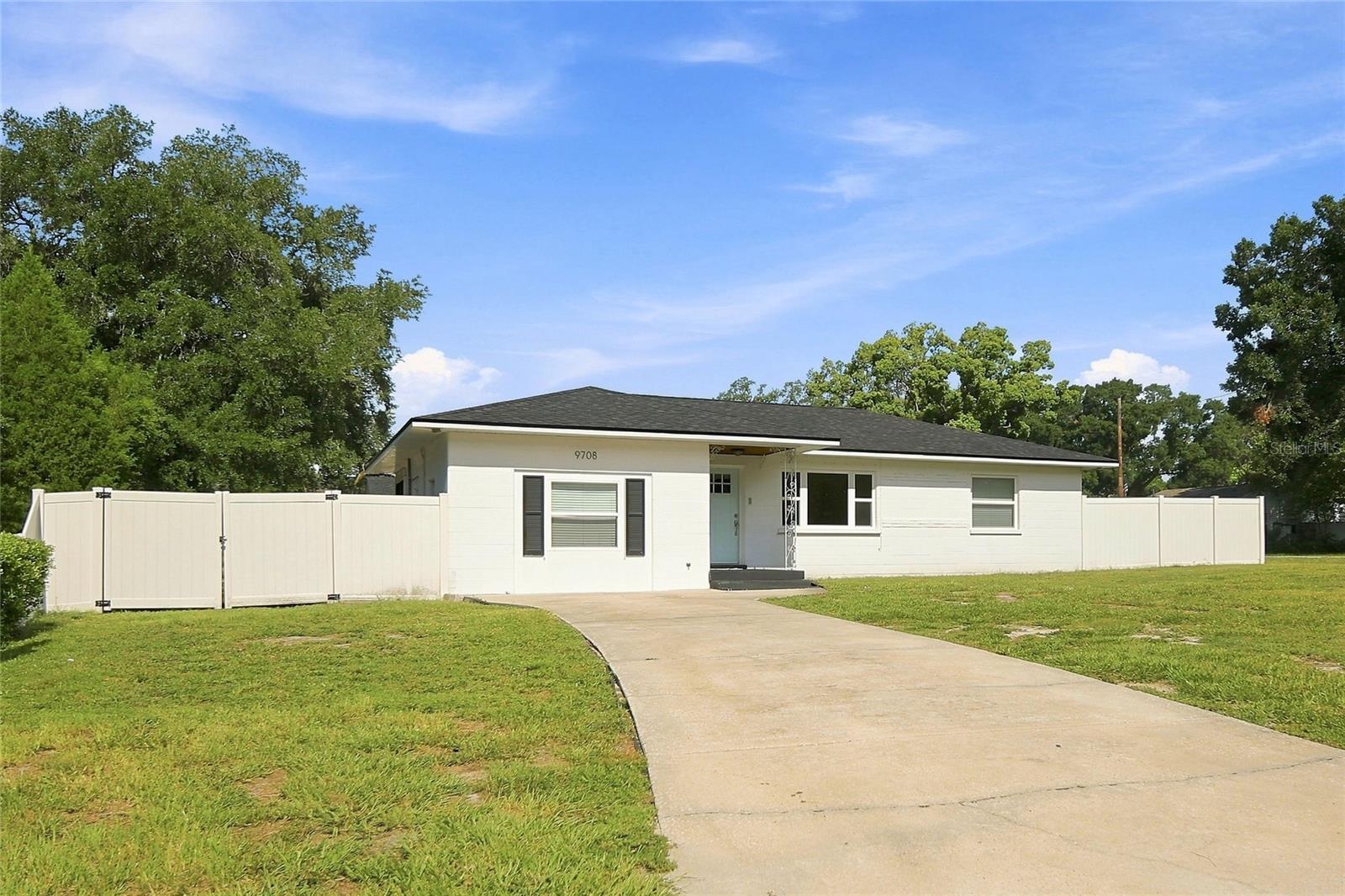 9708 FOREST HILLS DRIVE