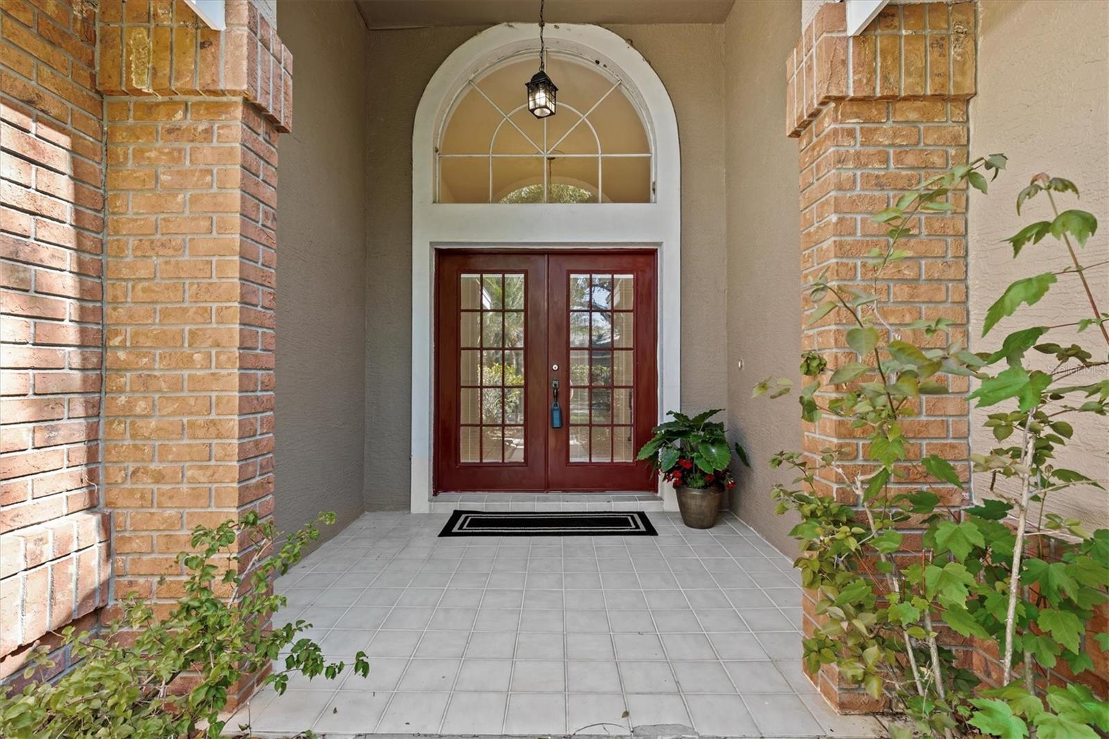 8746 TANTALLON CIRCLE