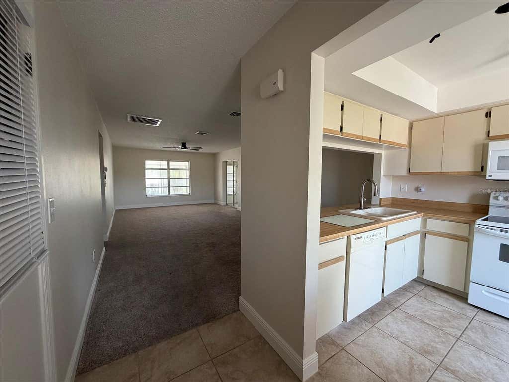 Photo of 635 Harvey Street, Englewood, FL 34223 (MLS # N6144954)