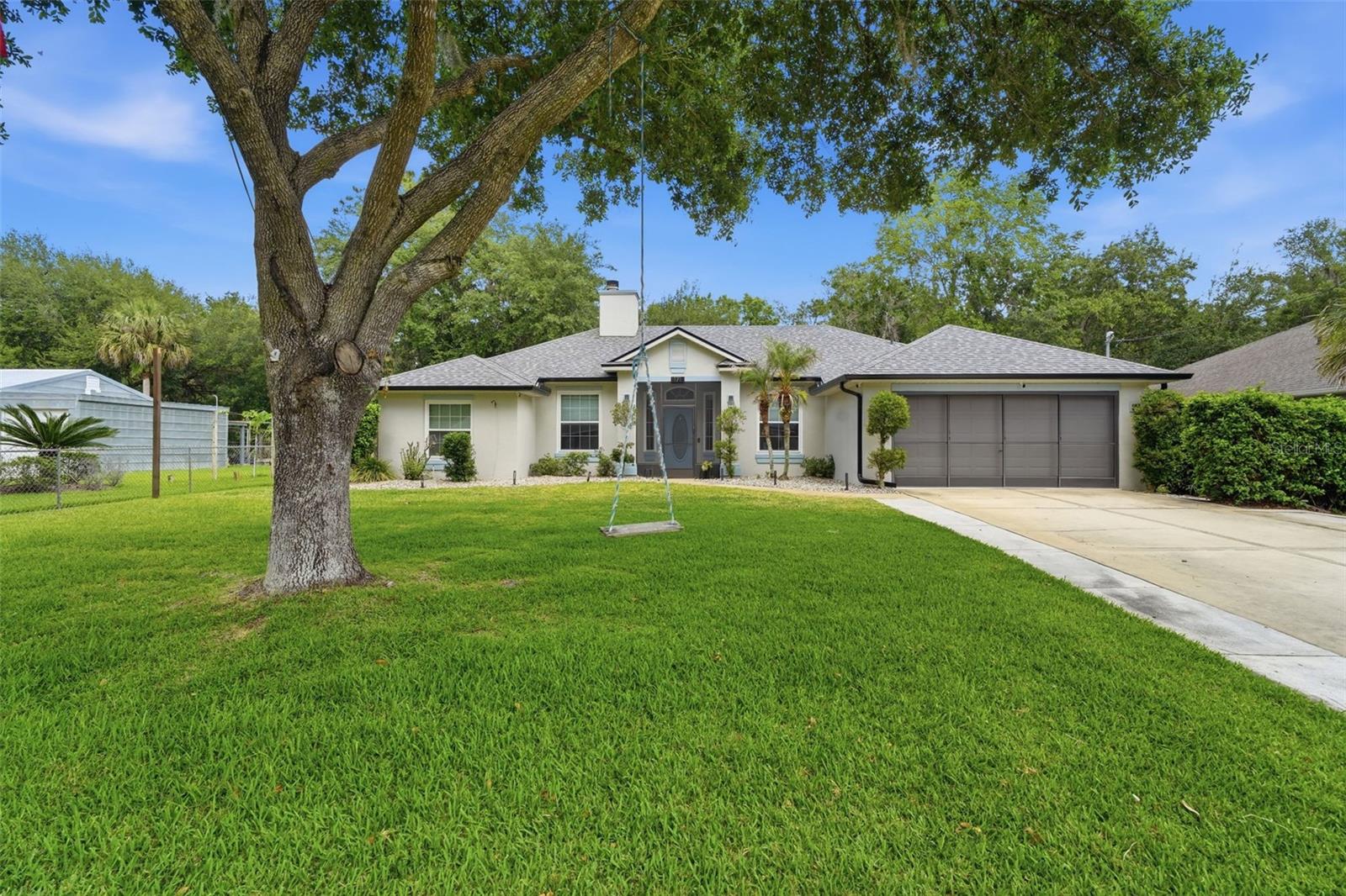 171 POINCIANA LANE