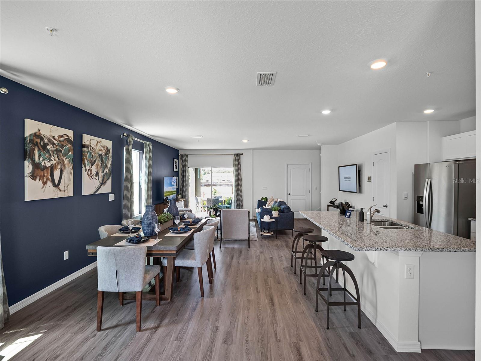 2754 FLUSHING DRIVE