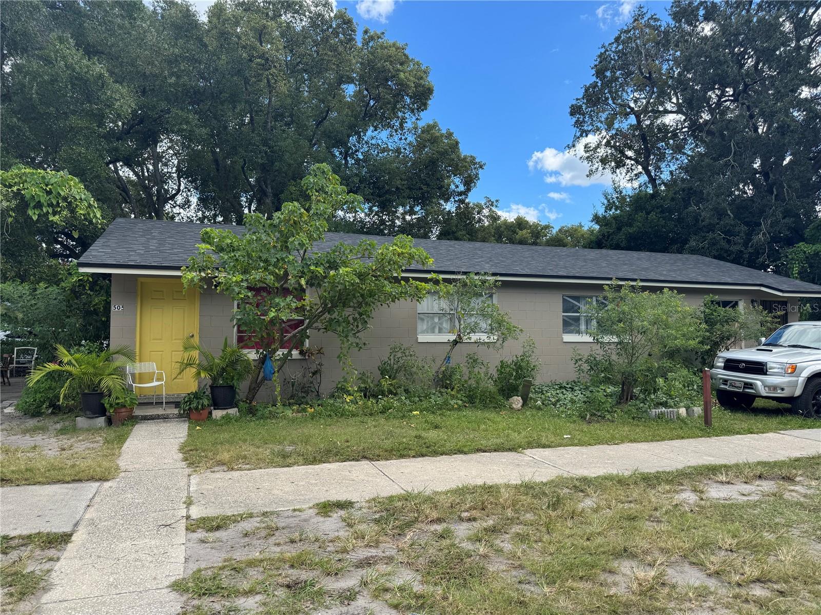 DANNS RESUB - Residential Lease