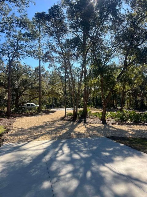 A home in CRYSTAL RIVER