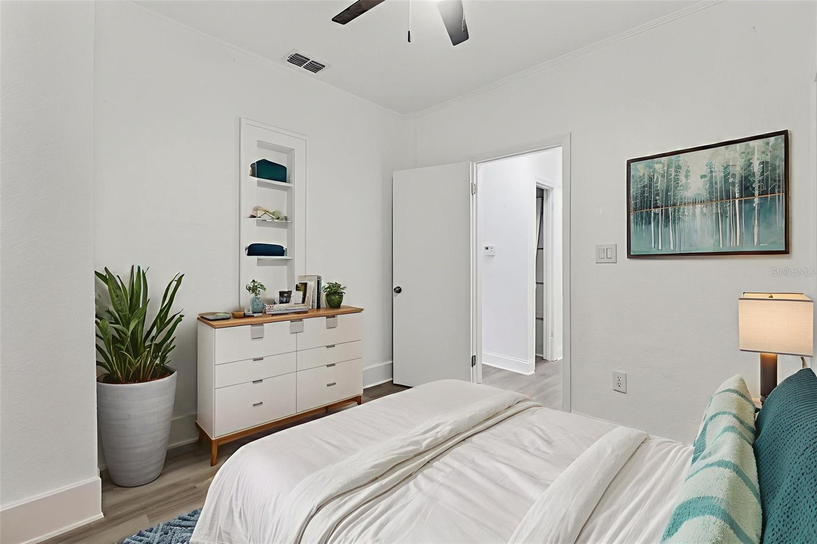 ILEXHURST SUB - Residential Income