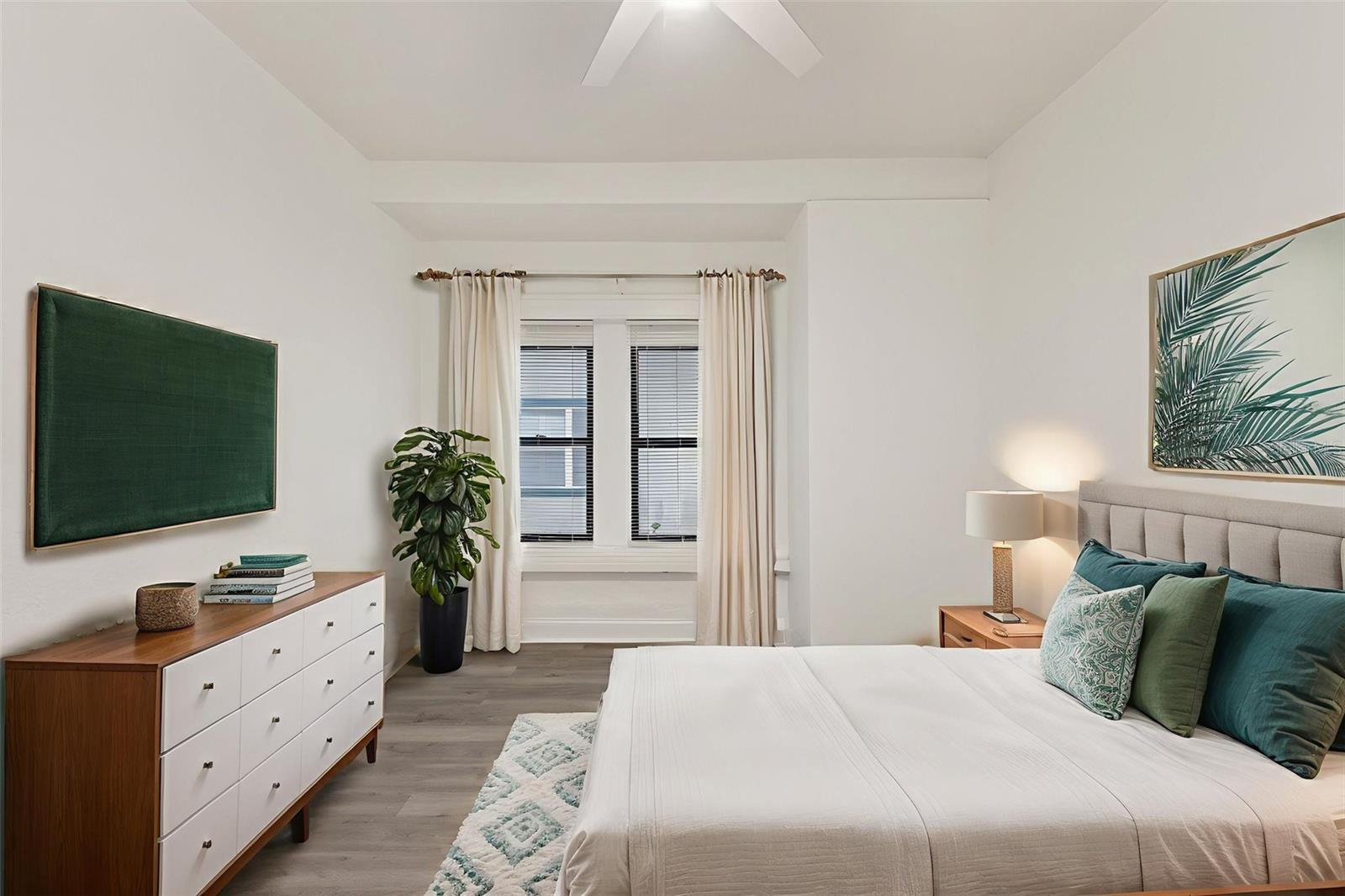 ILEXHURST SUB - Residential Income