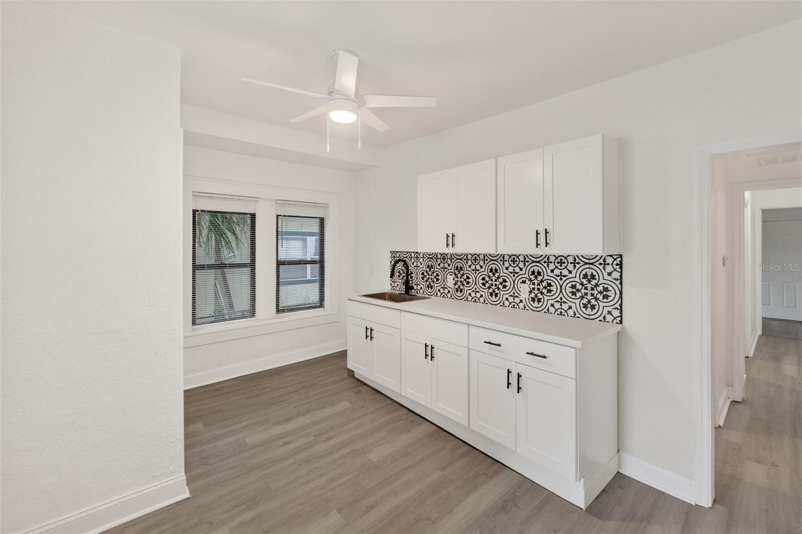 ILEXHURST SUB - Residential Income