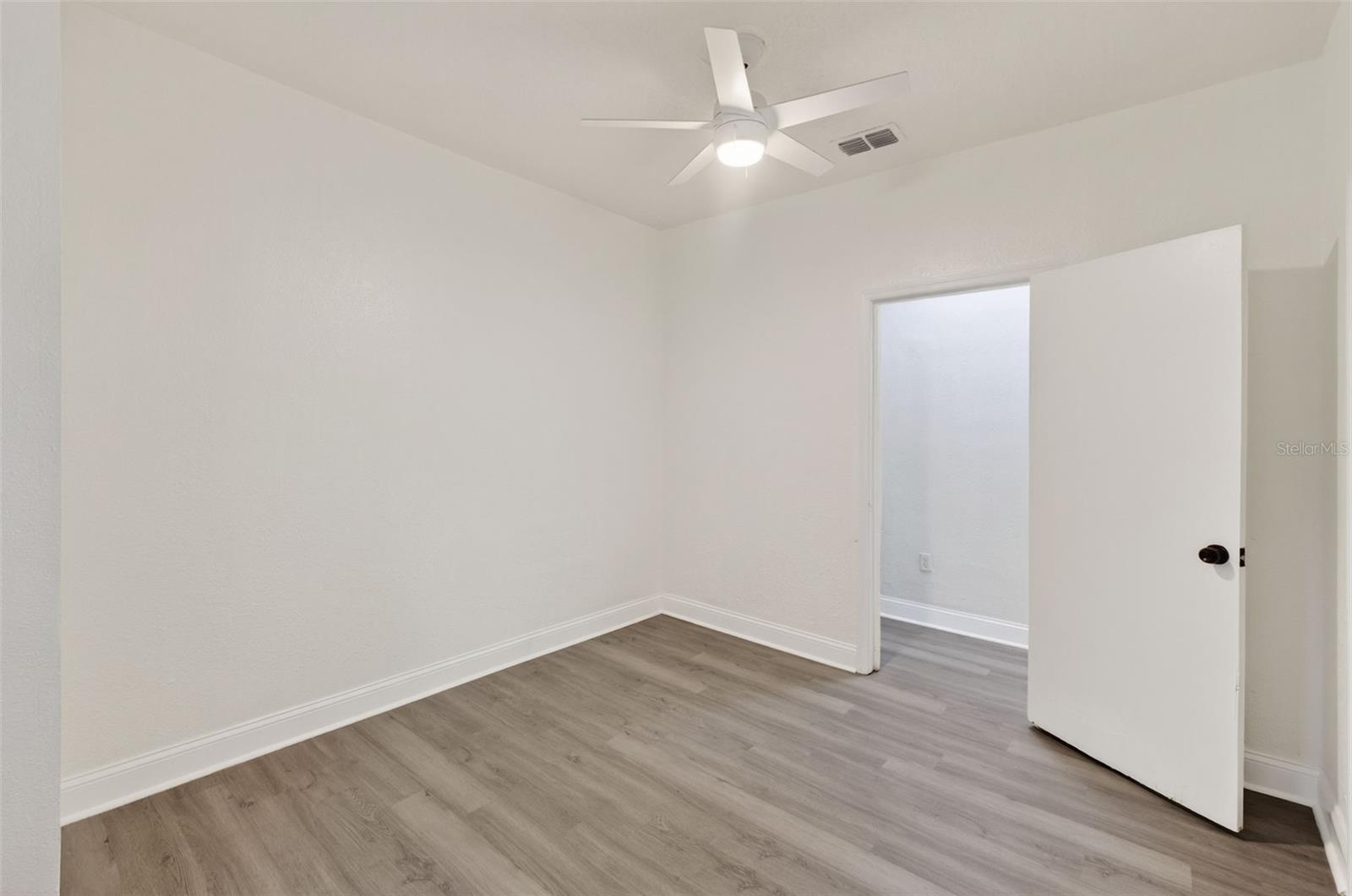 ILEXHURST SUB - Residential Income