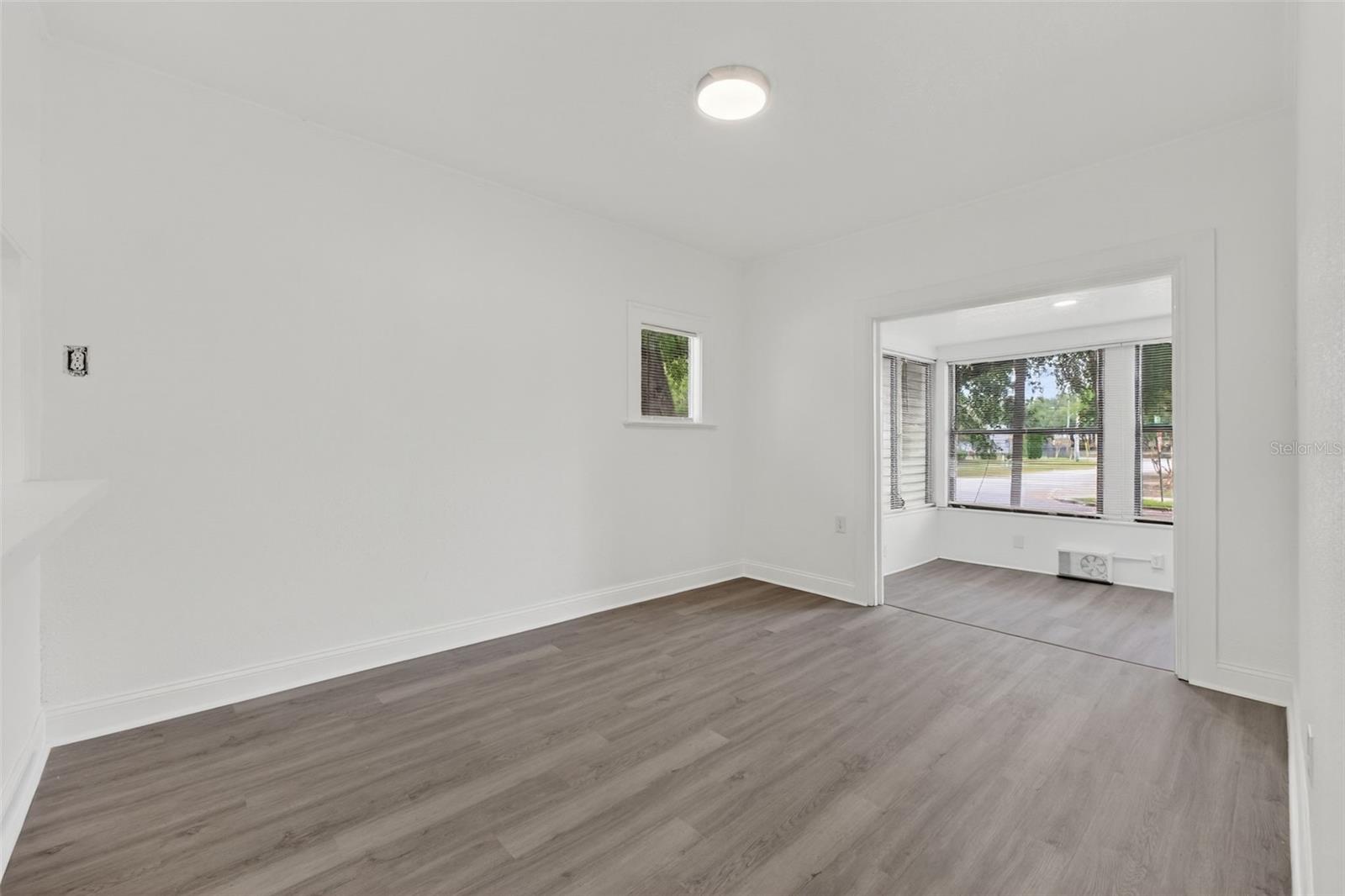 ILEXHURST SUB - Residential Income