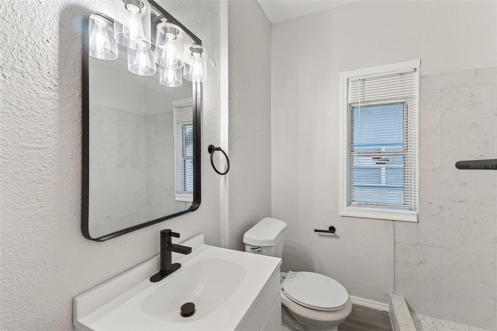 ILEXHURST SUB - Residential Income