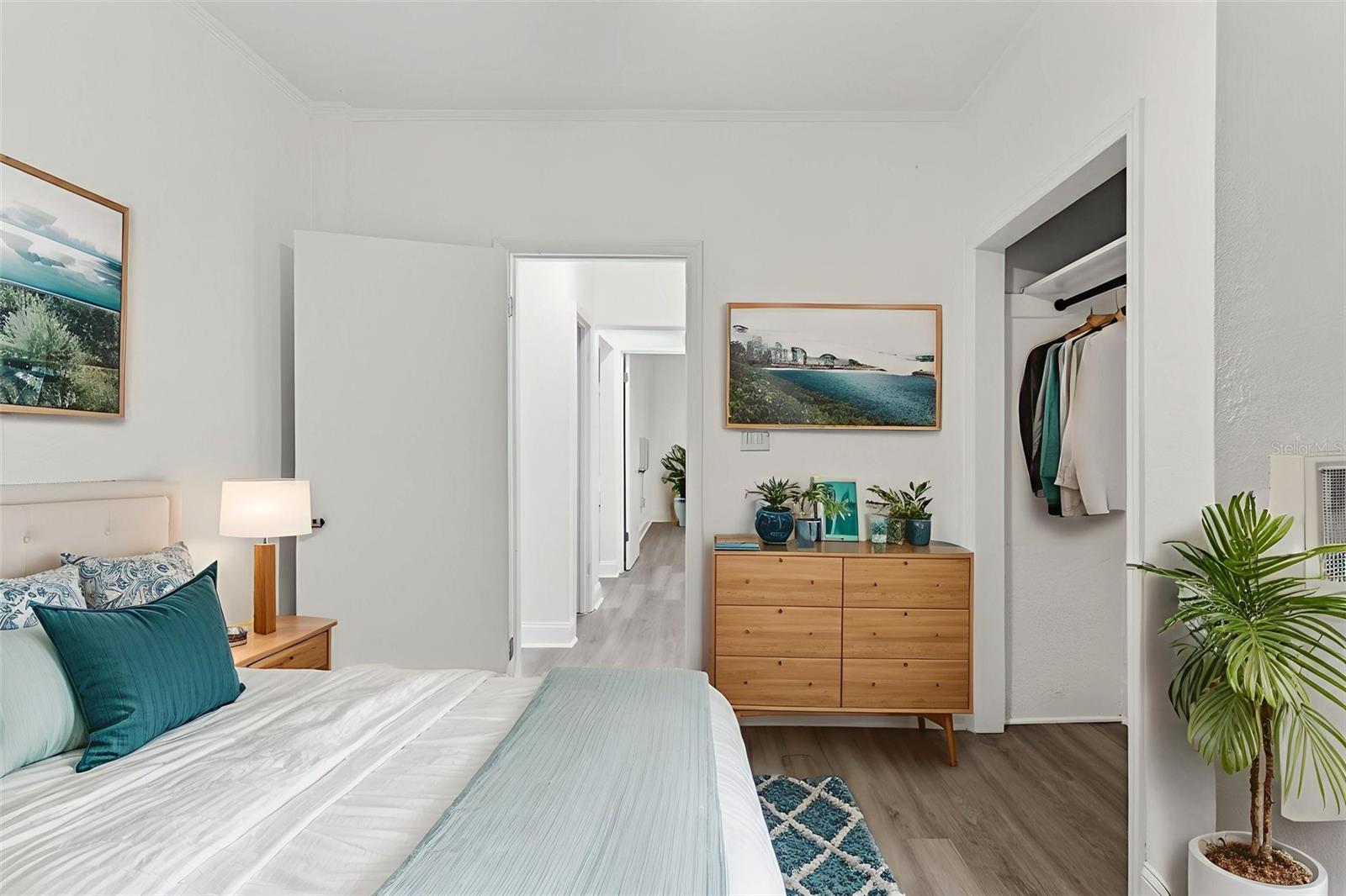 ILEXHURST SUB - Residential Income