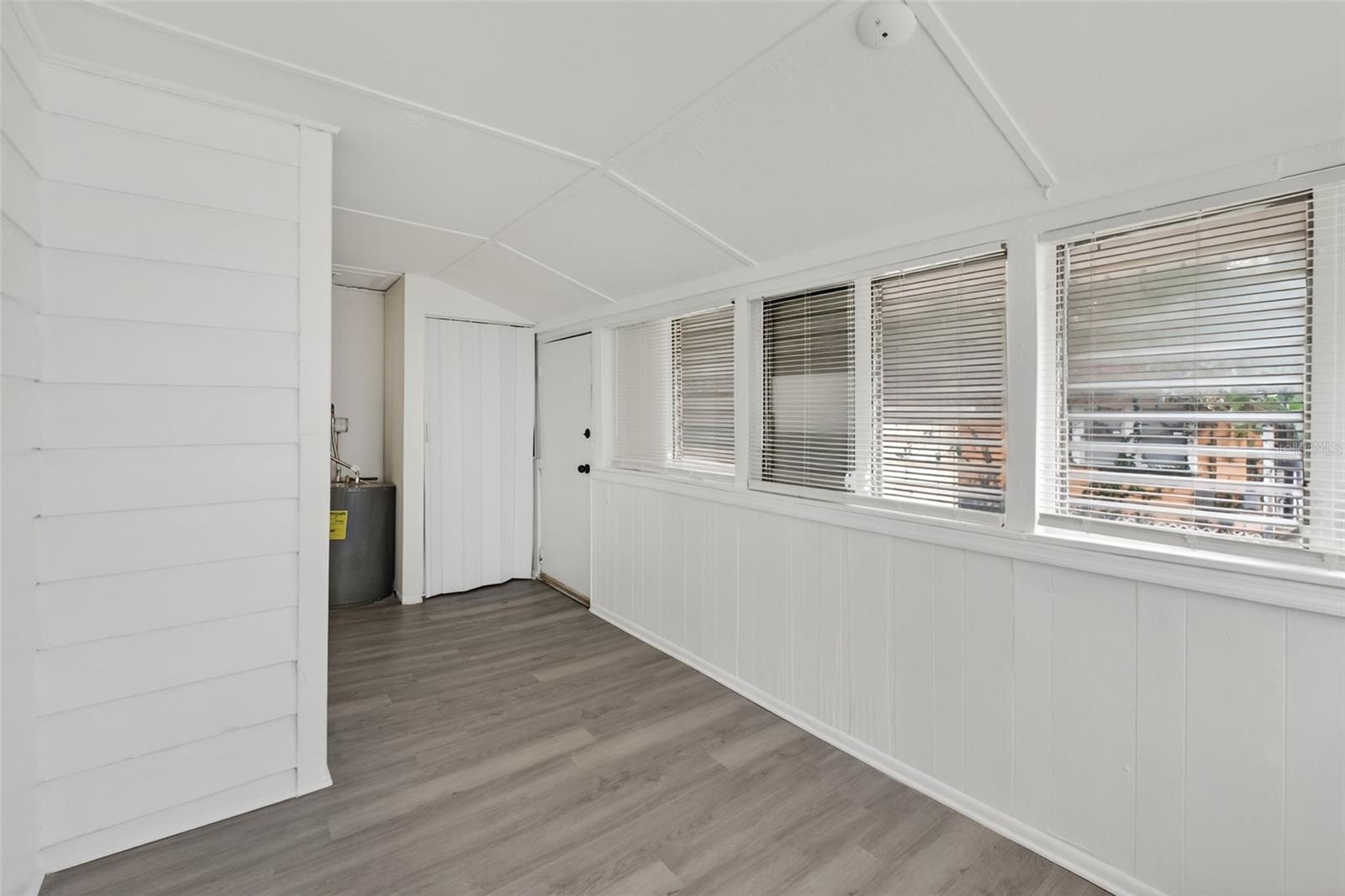 ILEXHURST SUB - Residential Income