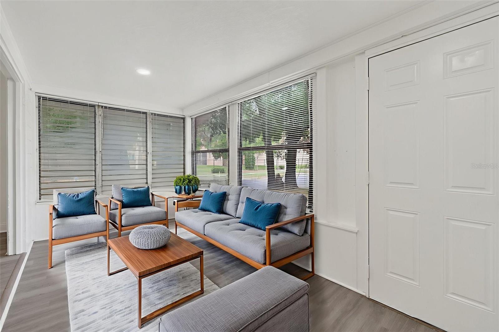 ILEXHURST SUB - Residential Income