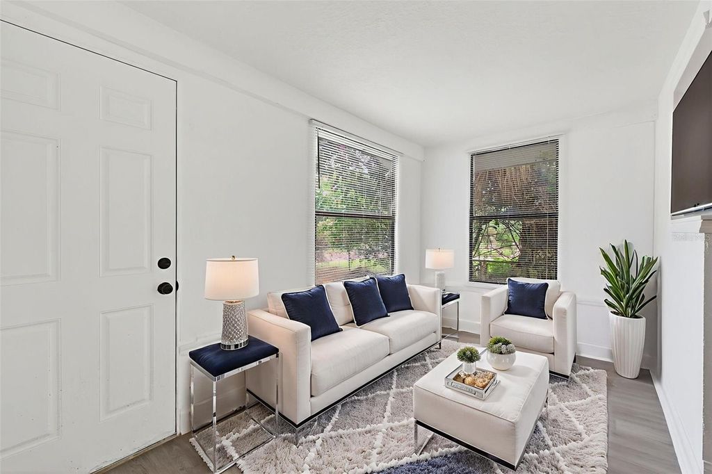 Photo of 96 W Esther Street, Orlando, FL 32806 (MLS # O6363547)