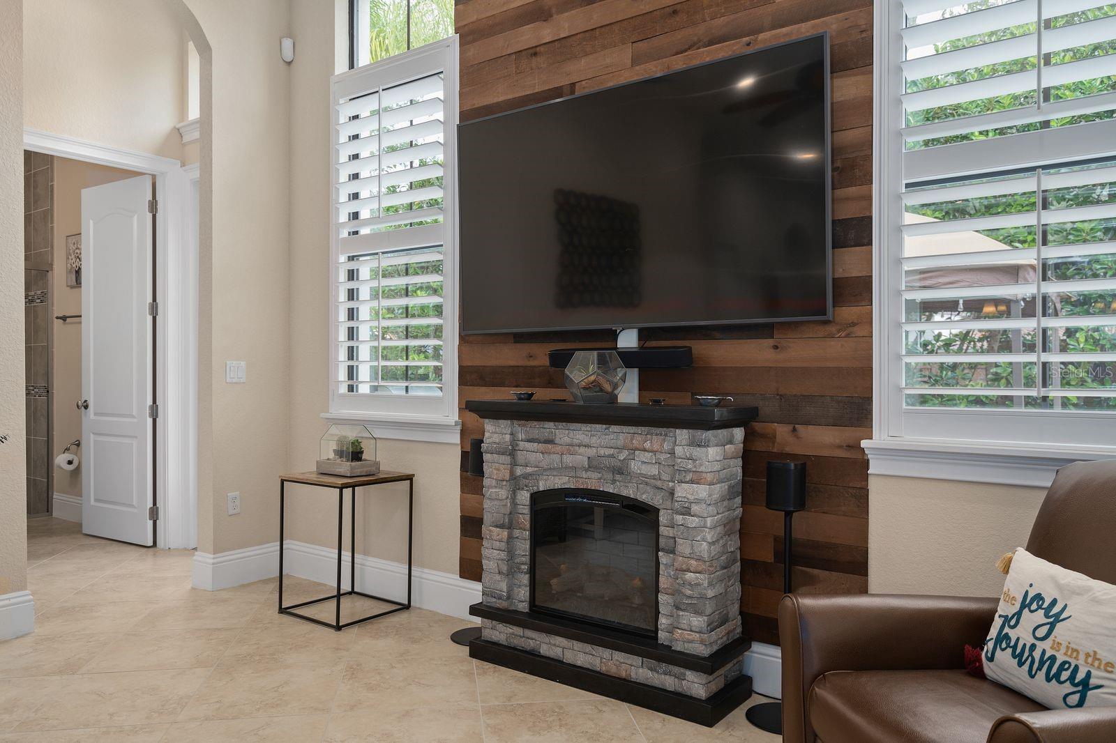 EMERSON POINTE - Residential