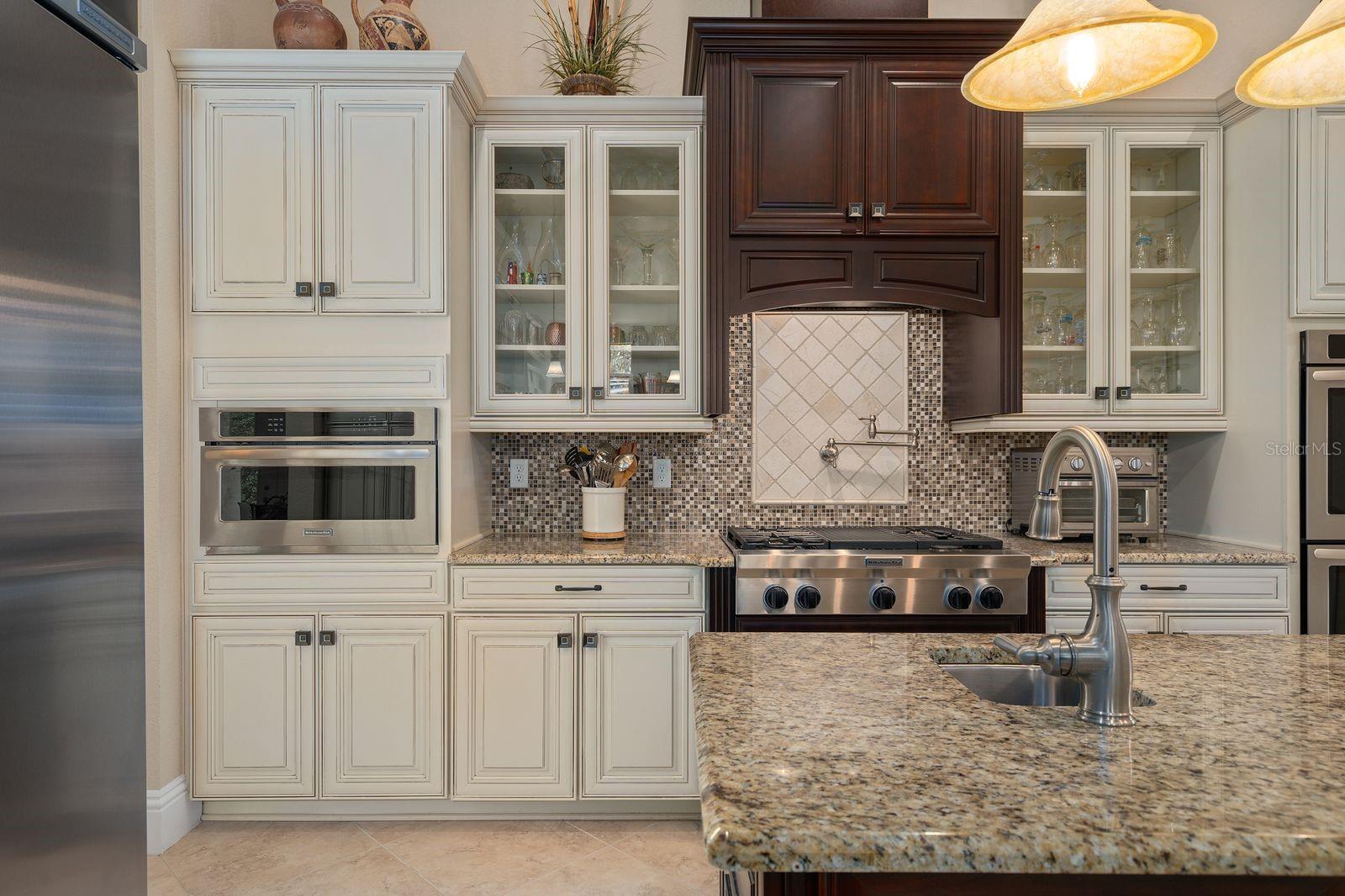 EMERSON POINTE - Residential