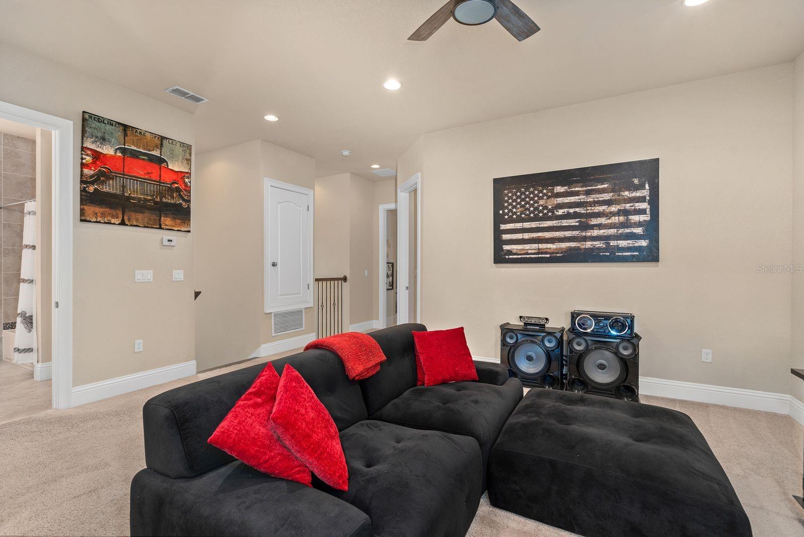 EMERSON POINTE - Residential