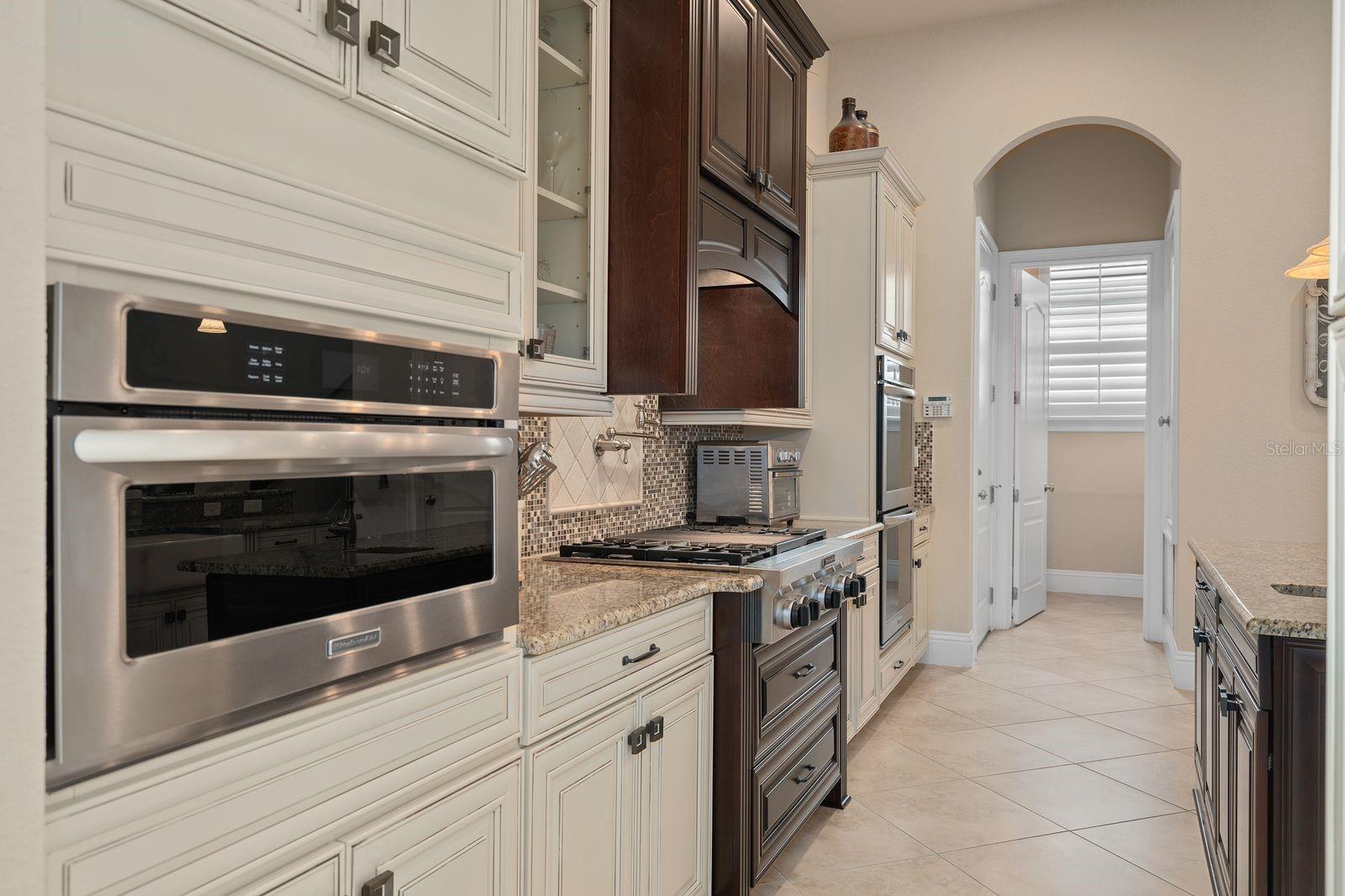 EMERSON POINTE - Residential