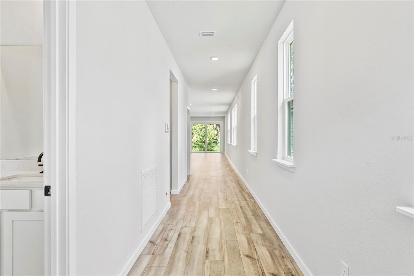 39 PERSEUS AVENUE