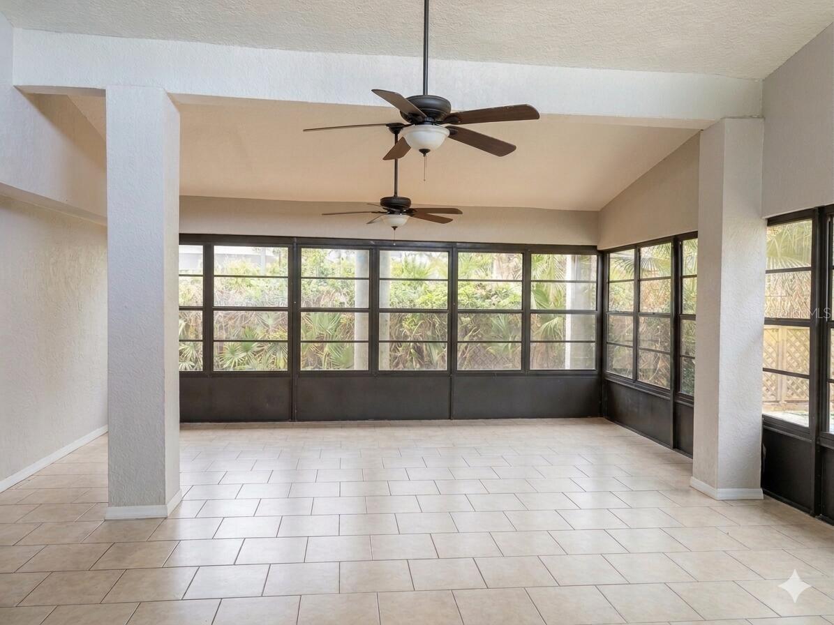 GRANDVIEW ACRES UNIT 1 - Residential