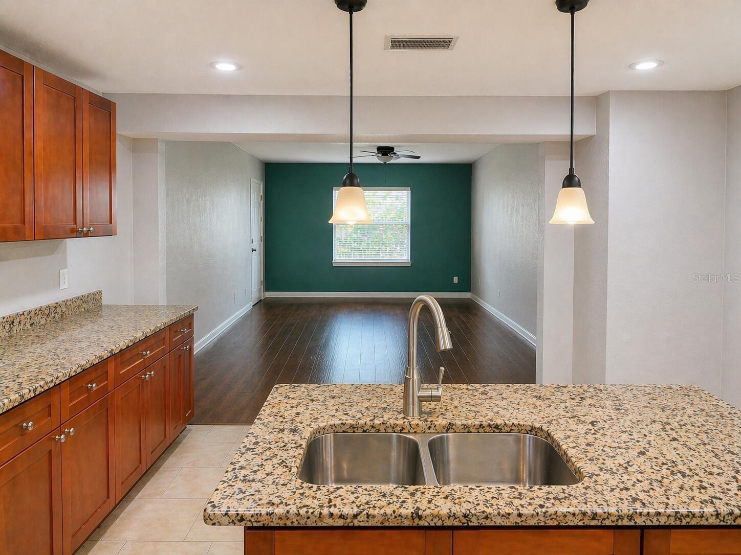 GRANDVIEW ACRES UNIT 1 - Residential