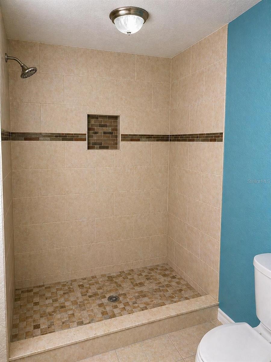 GRANDVIEW ACRES UNIT 1 - Residential