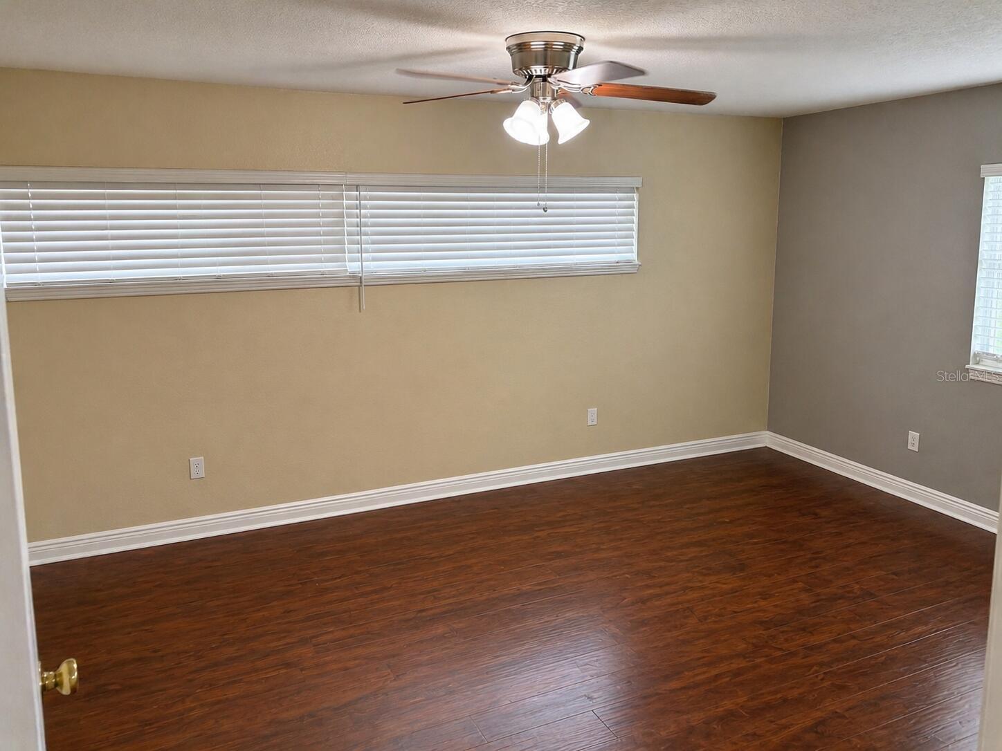 GRANDVIEW ACRES UNIT 1 - Residential